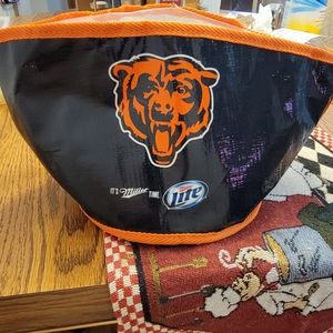 6 pack  Bears Shoulder cooler